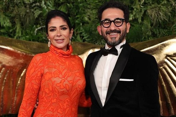 أحمد حلمي يعلن عن فيلم جديد من تأليفه وبطولته مع منى زكي