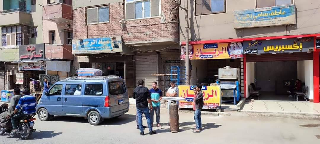 ٢٢ محضر إشغال فى حملة مكبرة بحي غرب مدينة المنيا