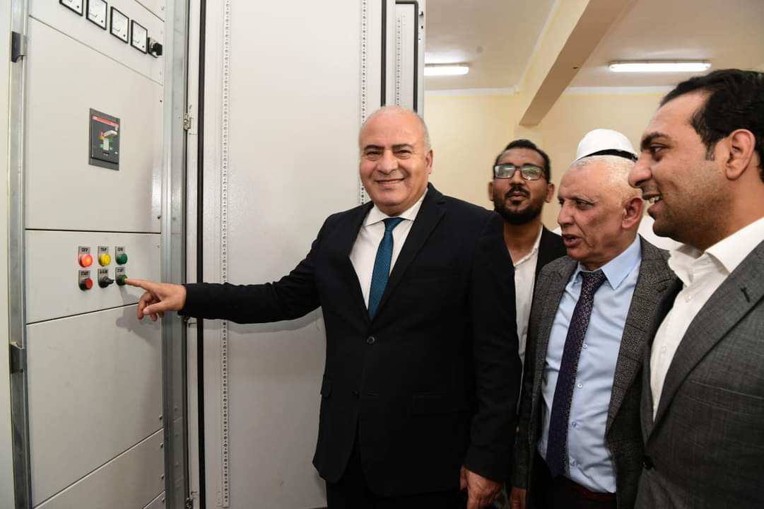 بتكلفة 303 مليون جنيه .. محافظ قنا يطلق أشارة التشغيل التجريبي لمشروع صرف صحي قرى ابوتشت

