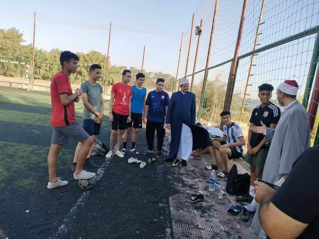 ندوات دينية وقوافل توعية بمراكز الشباب بالمنيا