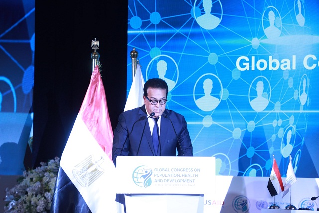وزير الصحة يعلن زيادة استخدام وسائل تنظيم الأسرة وانخفاض معدل المواليد.. ويؤكد: 