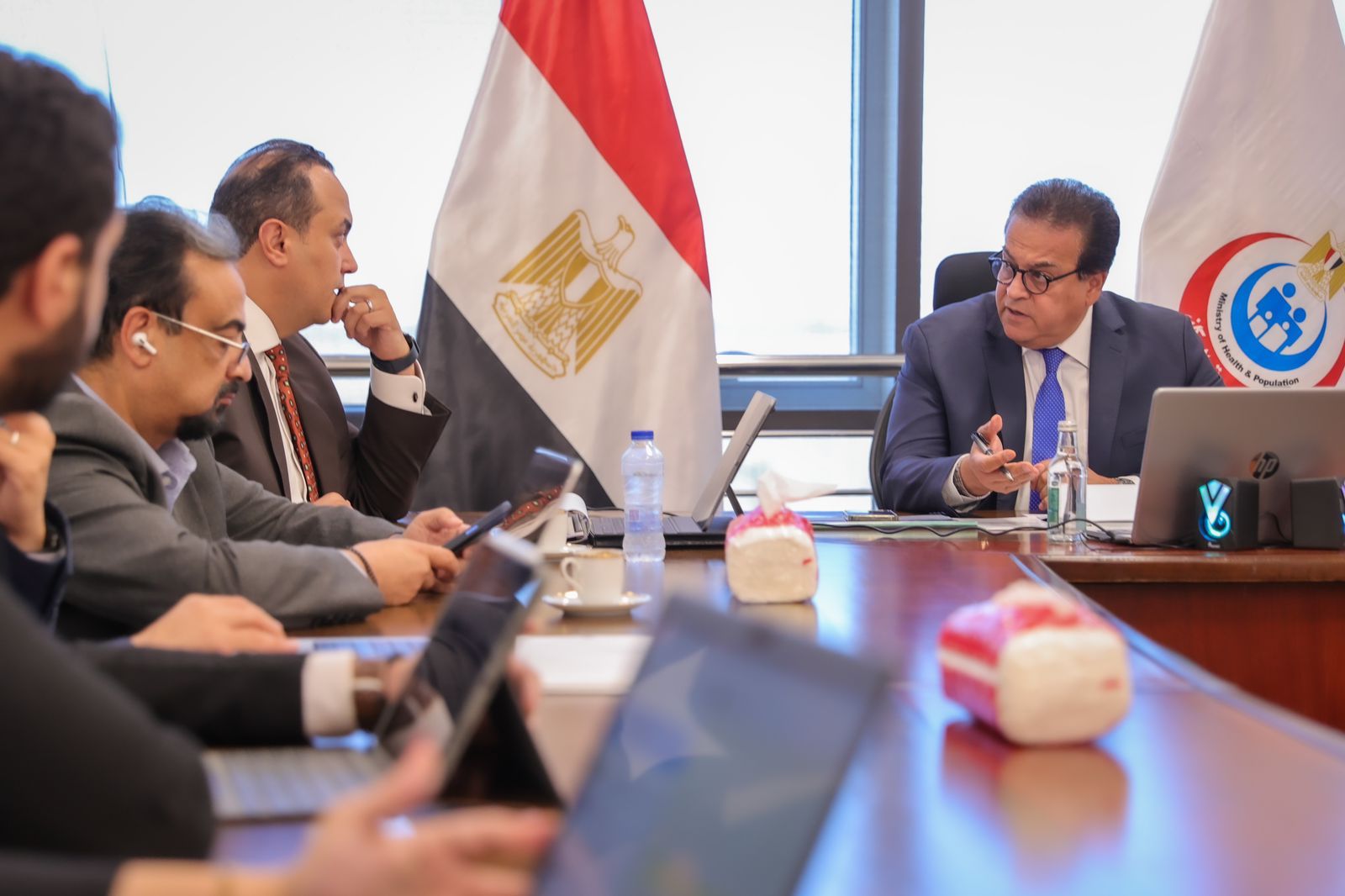 وزير الصحة يعقد اجتماعه الدوري مع قيادات الوزارة لمتابعة معدلات العمل ضمن المبادرة الرئاسية «حياة كريمة»