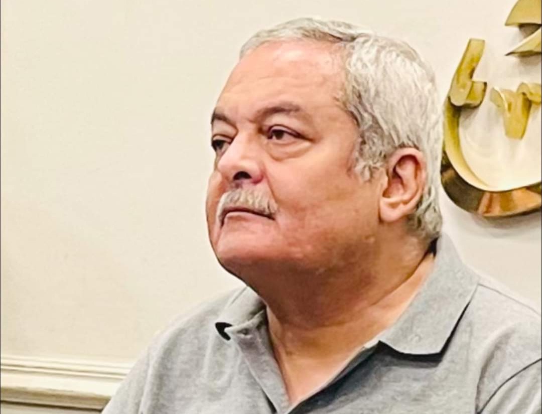حبس هشام قاسم 4 أيام في بلاغ مباحث قسم السيدة زينب وانشقاق مرجح للتيار المدني