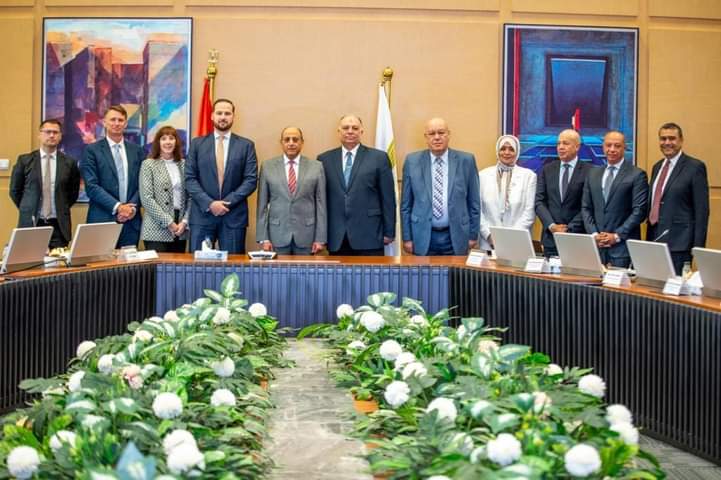 وزير الطيران يشهد توقيع مذكرتي تفاهم مع تحالف 