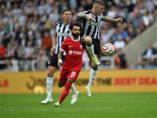 ليفربول يحقق فوزًا بشق الأنفس على نيوكاسل بالدوري 