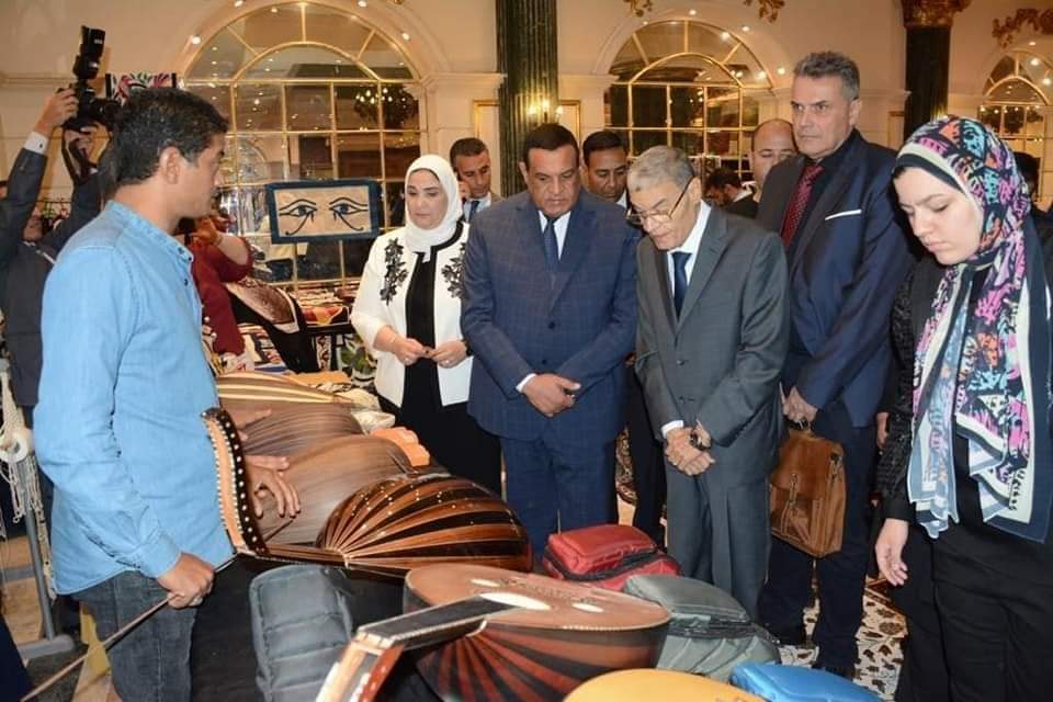 وزيرا التنمية المحلية والتضامن ومحافظ المنيا يشاركون بالورشة الافتتاحية لمعرض أيادي مصر