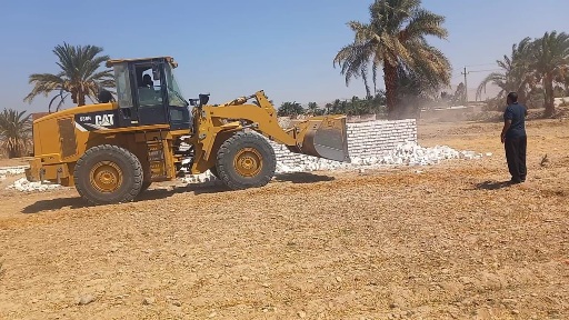 استمرار حملات التصدى للبناء على الأراضى الزراعية بالأقصر 