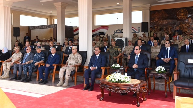 السيسي يعزي أسر الضحايا المصريين المتوفين بليبيا ويوجه بتوفير إعانات عاجلة لهم