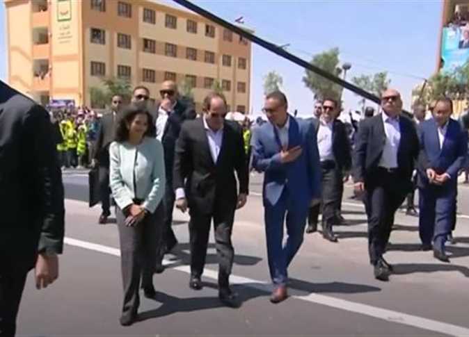  السيسي يفتتح عددا من المشروعات الخدمية ببني سويف 