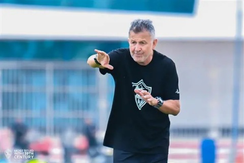 مفاجأة.. إنذار اخير من الزمالك لنجم دفاعه بالاستبعاد والإعارة فى يناير

