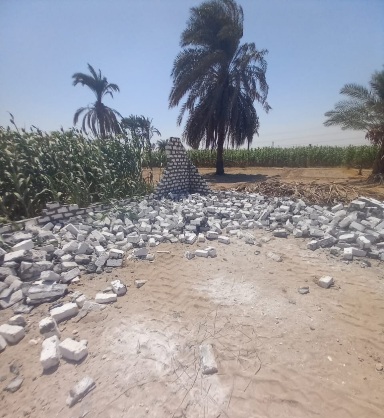 حملات الإزالات عرض مستمر فى قنا.. إزالة ٦١٠٤ متر من المبانى المخالفة باقصى شمال المحافظة 