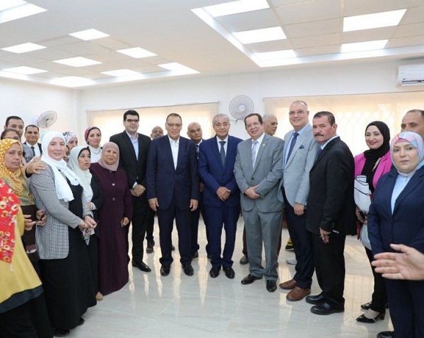 وزيرالتموين يفتتح مجمع الخدمات التموينية بالعاشر من رمضان 