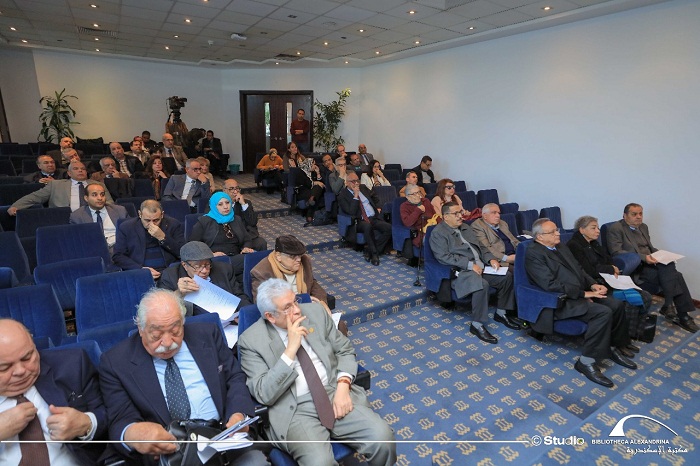 تأكيد التضامن مع أهالي غزة في نقاش حول مستقبل الثقافة في مصر 

