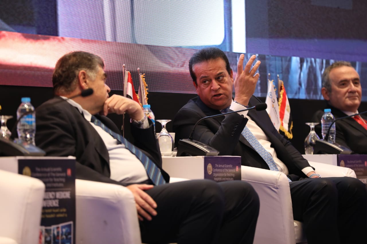 وزير الصحة يشهد انطلاق فعاليات المؤتمر العلمي السنوي لهيئة المستشفيات والمعاهد التعليمية  تحت عنوان 