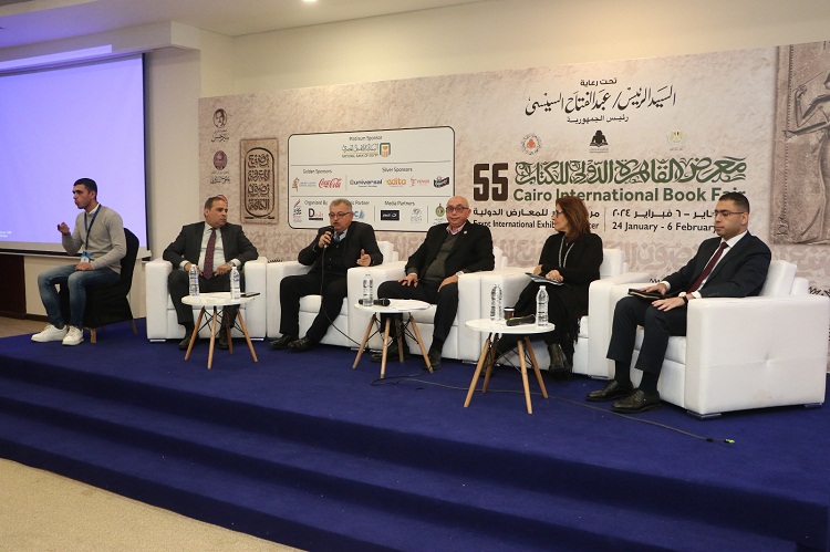 تصدير الكتب يمثل 60 بالمئة من عائدات الصناعات الثقافية المصرية