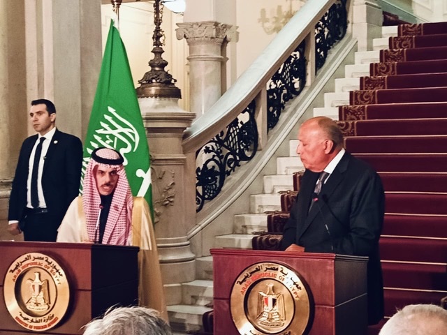 مصر والسعودية تؤكدان الحرص على مواصلة التنسيق والتشاور تحقيقًا للأمن والاستقرار الإقليمي والدولي