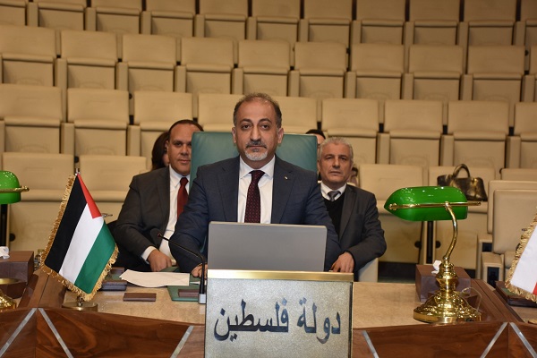 مندوب فلسطين بالجامعة العربية يحذر الدول والجهات الداعمة لإسرائيل ويؤكد: قرار محكمة العدل الدولية حدثاً استثنائياً وإنقاذ للعدالة الدولية