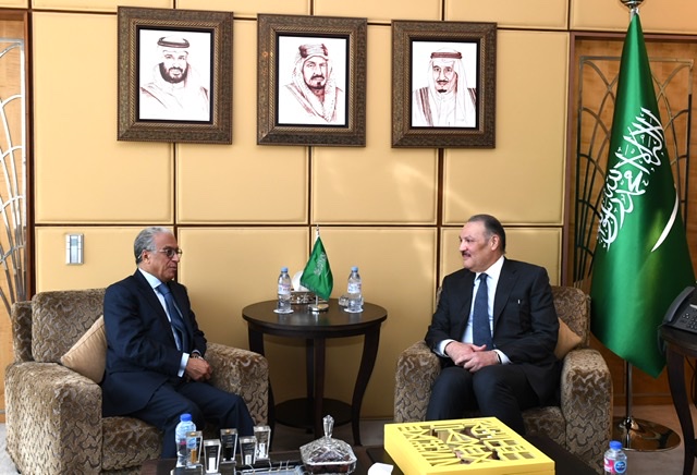 سفير السعودية  لدى مصر يستعرض مع نظيره المغربي الموضوعات ذات الاهتمام المشترك