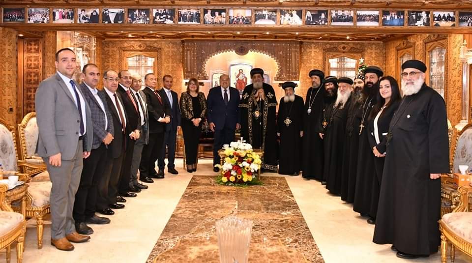  رئيس مجلس الشيوخ يهنئ البابا تواضروس بعيد الميلاد