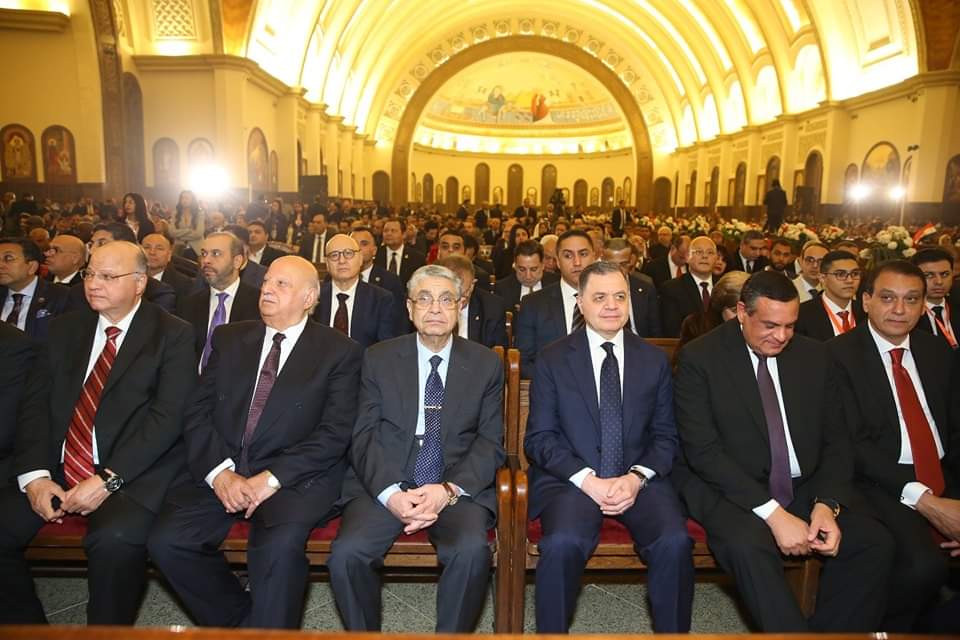 البابا تواضروس يصلي قداس العيد بكاتدرائية 
