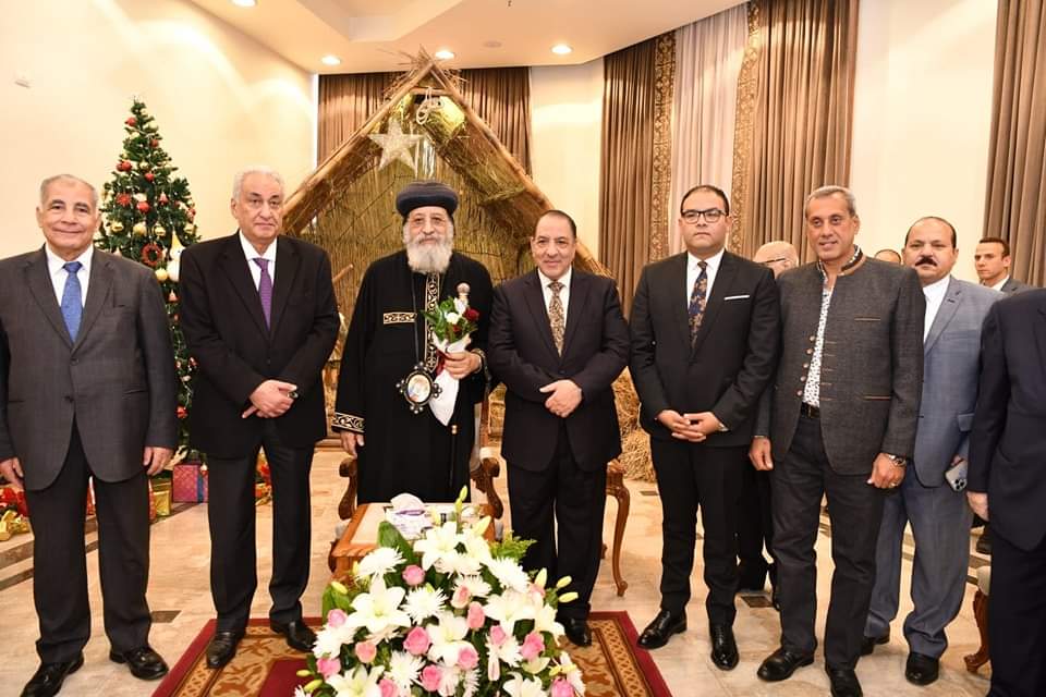 للتهنئة.. البابا تواضروس يستقبل عدد من النواب والوزراء والمحافظين
