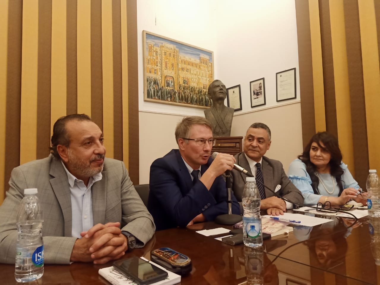 برعاية د. علاء عبد الهادي: ندوة باتحاد كتاب مصر حول العلاقات المصرية الروسية بحضور جاتين وجاد