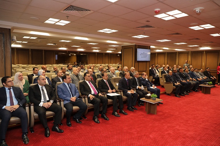 وزير العدل يلتقي بكبار المحضرين 