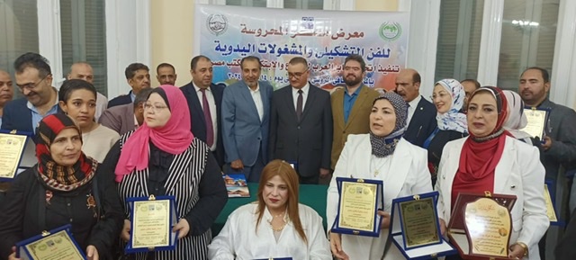 البيت الروسي يستضيف معرضًا تشكيليًا في ذكرى الفنان محمد الطحان