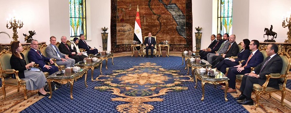 السيسي يؤكد لوفد الكونجرس ضرورة وضع حد للحرب في غزة ولبنان
