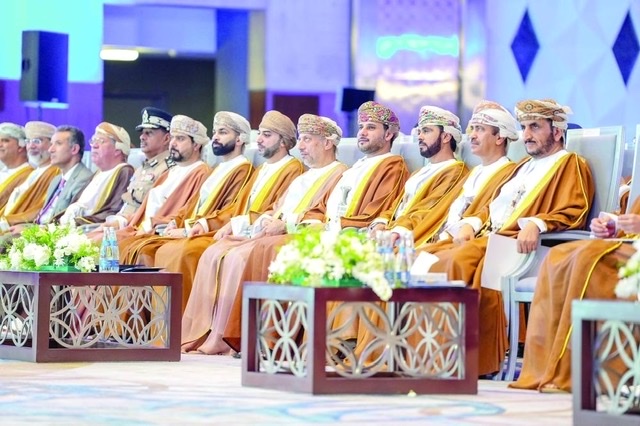 الاستثمار في الاقتصاد الأزرق...  استراتيجية عُمانية فريدة لرواد الأعمال والمستثمرين