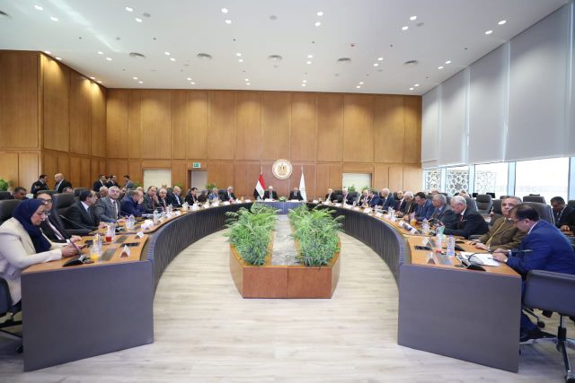 رئيس جامعة المنيا  يشهد اجتماع مجلس الجامعات الأهلية بالعاصمة الإدارية الجديدة