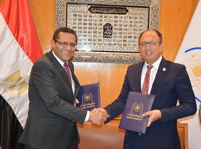 نقابة الصحفيين وجامعة حلوان يوقعان بروتوكول تعاون لتقديم الخدمات الصحية لأعضاء النقابة وأسرهم