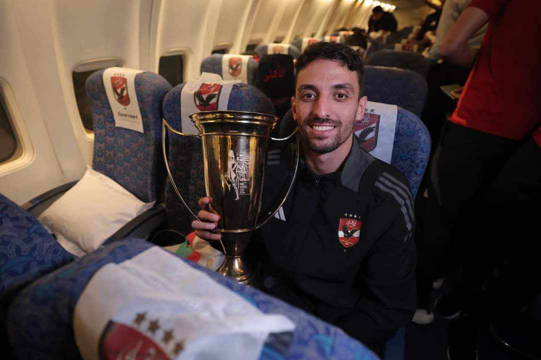 وصول رحلات مصر للطيران لعودة أبطال كأس السوبر من الإمارات 

