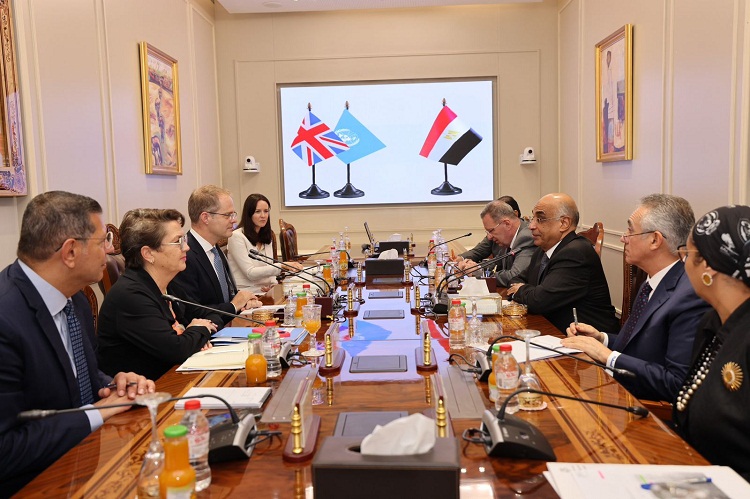 وزير العدل يستقبل سفير المملكة المتحدة و الممثل الاقليمي للأمم المتحدة المعني بالمخدرات