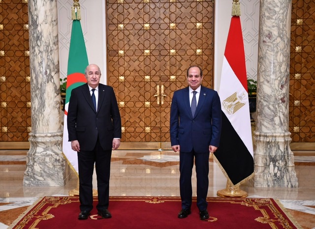 بالصور.. مراسم استقبال الرئيس السيسي لنظيره الجزائري بقصر الاتحادية