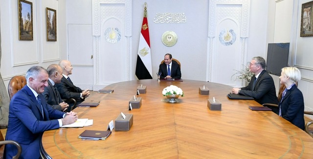 الرئيس السيسي يثمن قوة علاقات التعاون مع إيطاليا في مختلف المجالات
