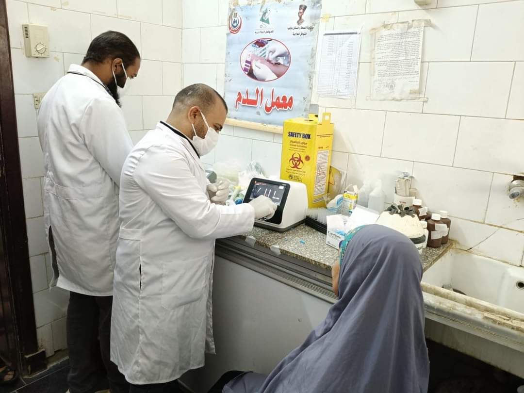 تقديم الخدمات الطبية المجانية لـ 1299 مواطنًا بقرية ههيا بمركز المنيا