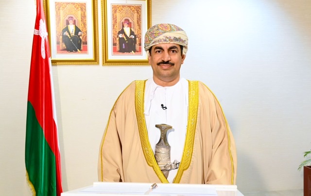 سلطنةُ عُمان تستضيف مؤتمرًا دوليًّا حول الاتِّصال والإعلام وثورة الذّكاء الاصطناعي