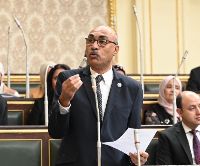  النائب ايهاب منصور  يتقدم بطلب إحاطة لوزير التعليم الفنى بشأن مشاكل 