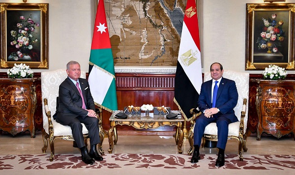 السيسي والملك عبد الله يؤكدان رفض تهجير الفلسطينيين ويدعمان إنجاح مؤتمر القاهرة لغزة






