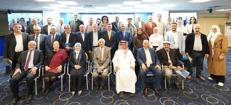 ختام ملتقى استعادة الشعر بحضور شعراء من مختلف الدول العربية 

