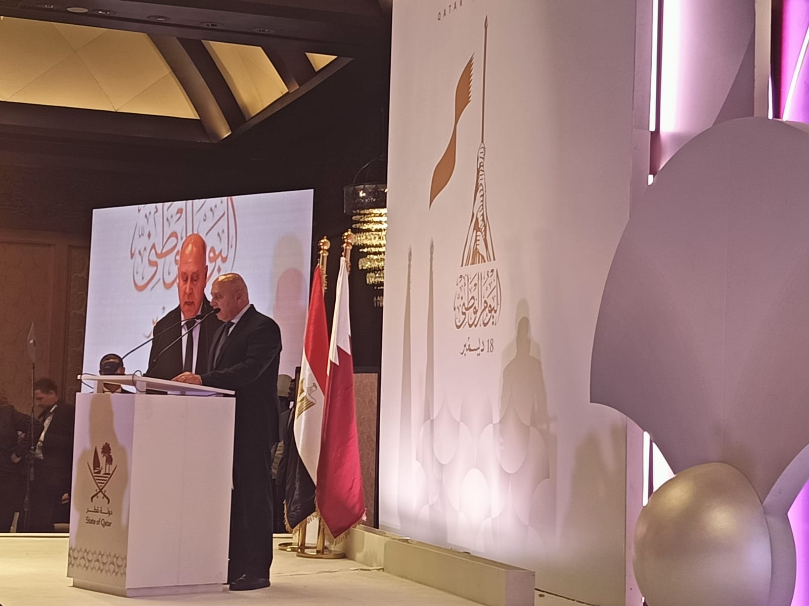 الفريق كامل الوزير يهنئ قطر في ذكرى يومها الوطني ويشيد بروابط التعاون مع مصر


