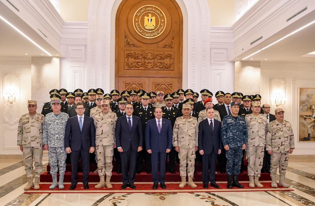 السيسي: وعي الشعب وتكاتف مؤسسات الدولة حصن مصر أمام التحديات الإقليمية والدولية