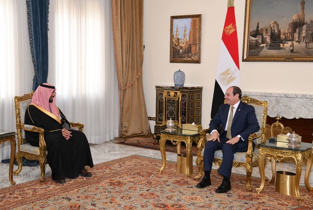 السيسي يستقبل وزير الثقافة السعودي ويؤكد استعداد مصر للتوسع في المشروعات مع المملكة