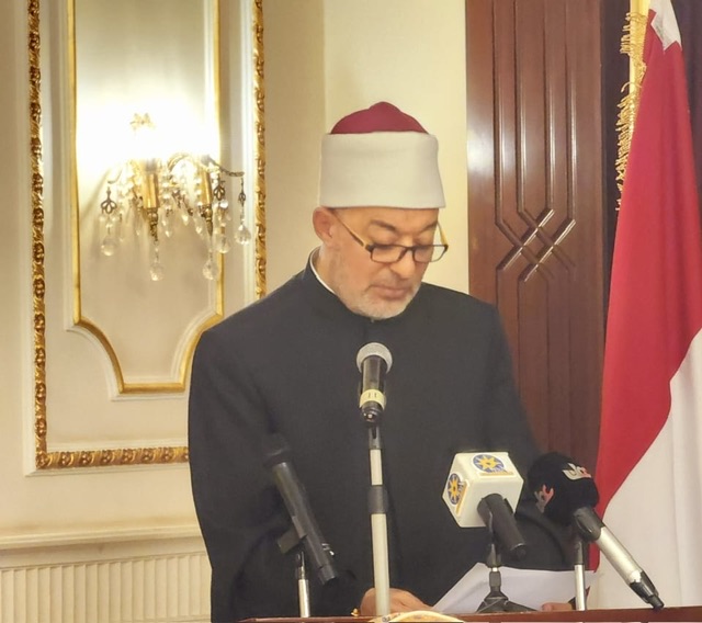 مفتي الجمهورية: الإسلام رفع مكانة اللغة العربية وحفظ هويتها الحضارية