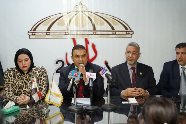 حزب أبناء مصر يقيم أولى الجلسات الحوارية استعدادًا لـ 
