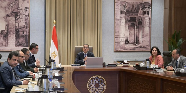 مدبولي يوجه بتنفيذ 50 ألف وحدة إسكان جديدة لمحدودي الدخل والشباب ضمن 