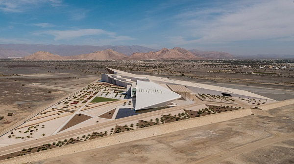 فوز متحف عُمان عبر الزمان بجائزة فرساي العالمية للهندسة المعمارية والتصميم

