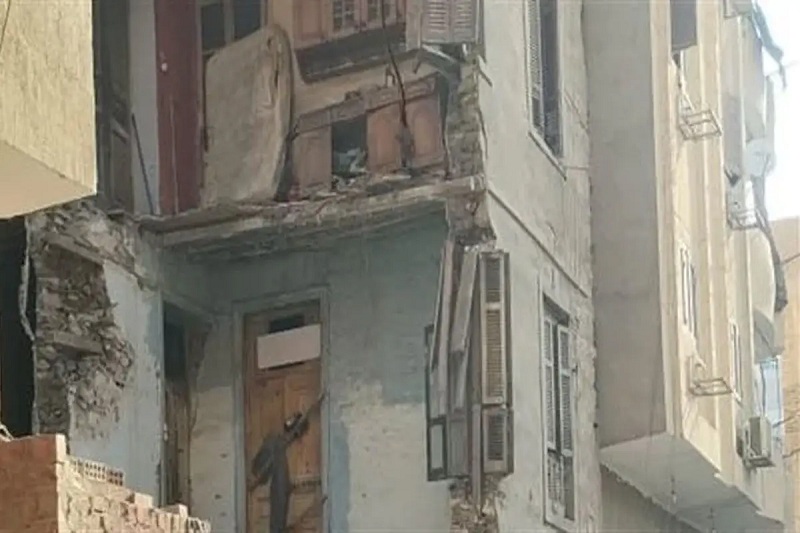 النيابة تتابع إجراءات محافظة الإسكندرية بشأن حوادث انهيار شرفات المباني

