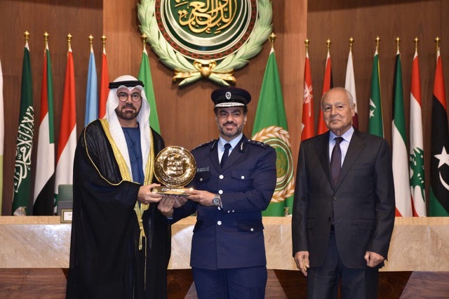 السفير الأنصاري يعلن فوز قطر بجائزة أفضل تطبيق حكومي عربي ذكي عن 